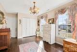 324 Windsor Drive - Photo 22