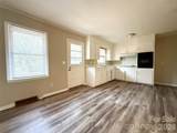 406 Rutherford Street - Photo 4