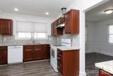 723 Finley Road - Photo 8