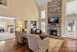 7618 Vistaview Drive - Photo 8
