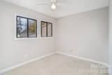 8005 Horse Chestnut Lane - Photo 20