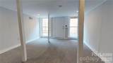428 Hawthorne Lane - Photo 3