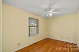 18726 Bluff Point Road - Photo 10