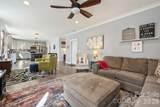 306 Breezewood Drive - Photo 16