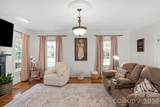 607 York Street - Photo 12
