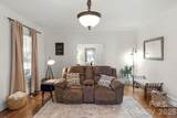 607 York Street - Photo 13