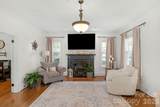 607 York Street - Photo 10