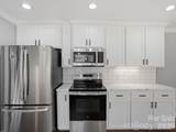 330 Skyview Drive - Photo 3