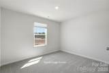 2718 Phoenix Court - Photo 34