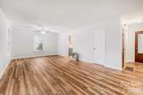 3728 Seaforth Drive - Photo 3