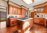 5030 Samuel Pinckney Drive - Photo 11