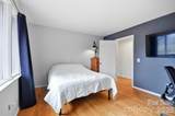 304 Honeysuckle Drive - Photo 15