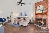 2540 Dalston Lane - Photo 9