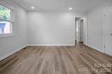 1803 Sulphur Springs Road - Photo 16