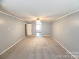 3029 Southampton Circle - Photo 4