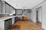 167 Short Road - Photo 5