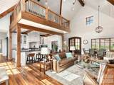 2670 Sleepy Hollow Drive - Photo 16