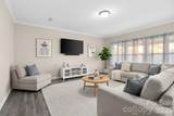 830 Von Buren Boulevard - Photo 10