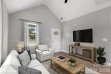 405 Henderson Street - Photo 3