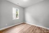405 Henderson Street - Photo 25