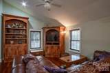 611 Iredell Avenue - Photo 6