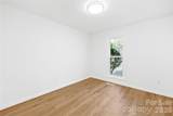 8122 Strawberry Point Drive - Photo 17
