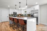 715 Sunridge Drive - Photo 4