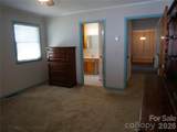 220 Russell Street - Photo 11