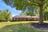 1406 Lakeview Drive - Photo 3