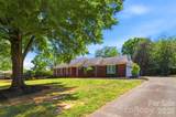 1406 Lakeview Drive - Photo 4