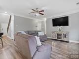 9414 Macquarie Lane - Photo 13