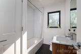 1642 Hawthorne Lane - Photo 13