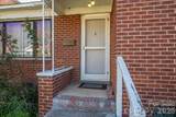 1642 Hawthorne Lane - Photo 3