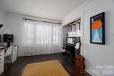 1642 Hawthorne Lane - Photo 10