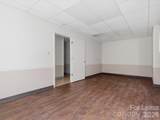 825 Majestic Court - Photo 13