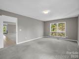 111 Broadmoor Drive - Photo 14