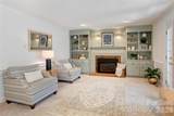 584 Sandringham Place - Photo 14
