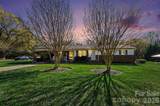 2008 Kings Road - Photo 1