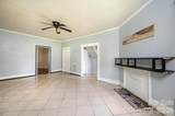 201 Newland Place - Photo 4