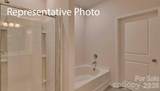 548 Blackpool Court - Photo 20