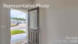 548 Blackpool Court - Photo 3