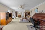 401 Downing Drive - Photo 7