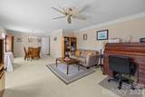 401 Downing Drive - Photo 8