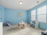 422 Perry Lane - Photo 4