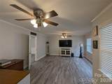 2524 Griffith Road - Photo 7