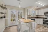 5504 Waverly Lynn Lane - Photo 10