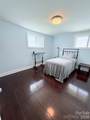 3743 Crosland Road - Photo 10