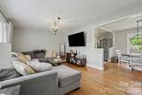 2233 Stonewood Drive - Photo 3