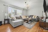 2233 Stonewood Drive - Photo 4