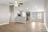 1100 Main Street - Photo 6